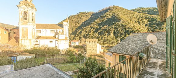 5 rooms Apartment in Deiva Marina, Italy No. 92728 12