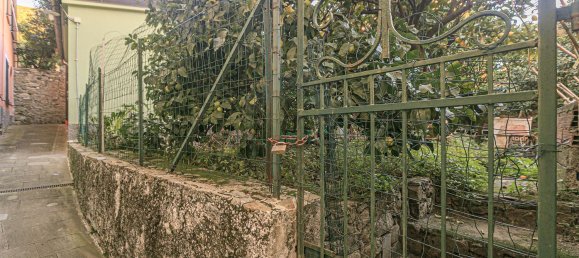 5 rooms Apartment in Deiva Marina, Italy No. 92728 21