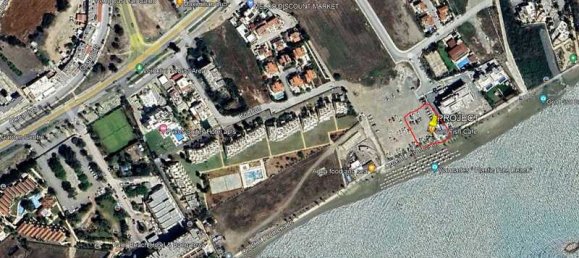 2 bedrooms Apartment in Larnaca, Cyprus No. 15224 8