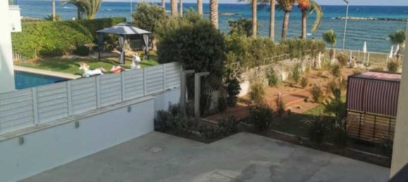 2 bedrooms Apartment in Larnaca, Cyprus No. 15224 3