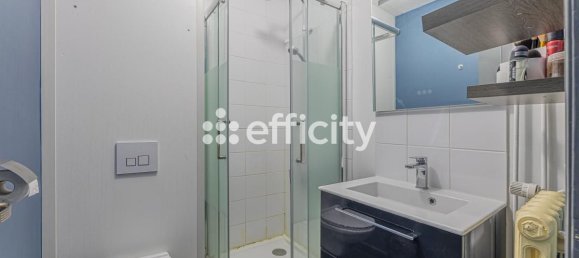 1 bedroom Apartment in Tours, France No. 155021 7