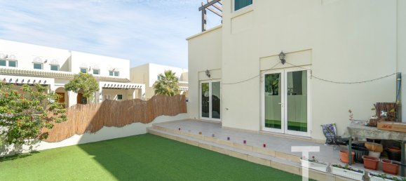 3 bedrooms Villa in Al Furjan, UAE No. 28563 7
