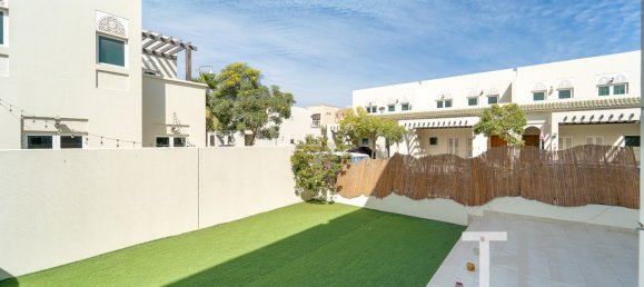 3 bedrooms Villa in Al Furjan, UAE No. 28563 8