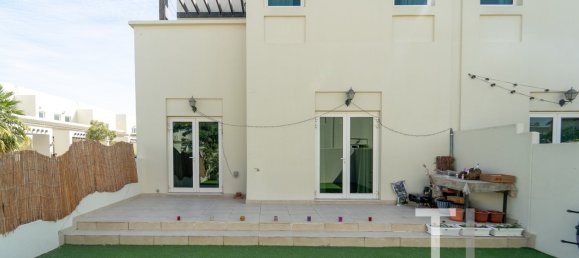 3 bedrooms Villa in Al Furjan, UAE No. 28563 19