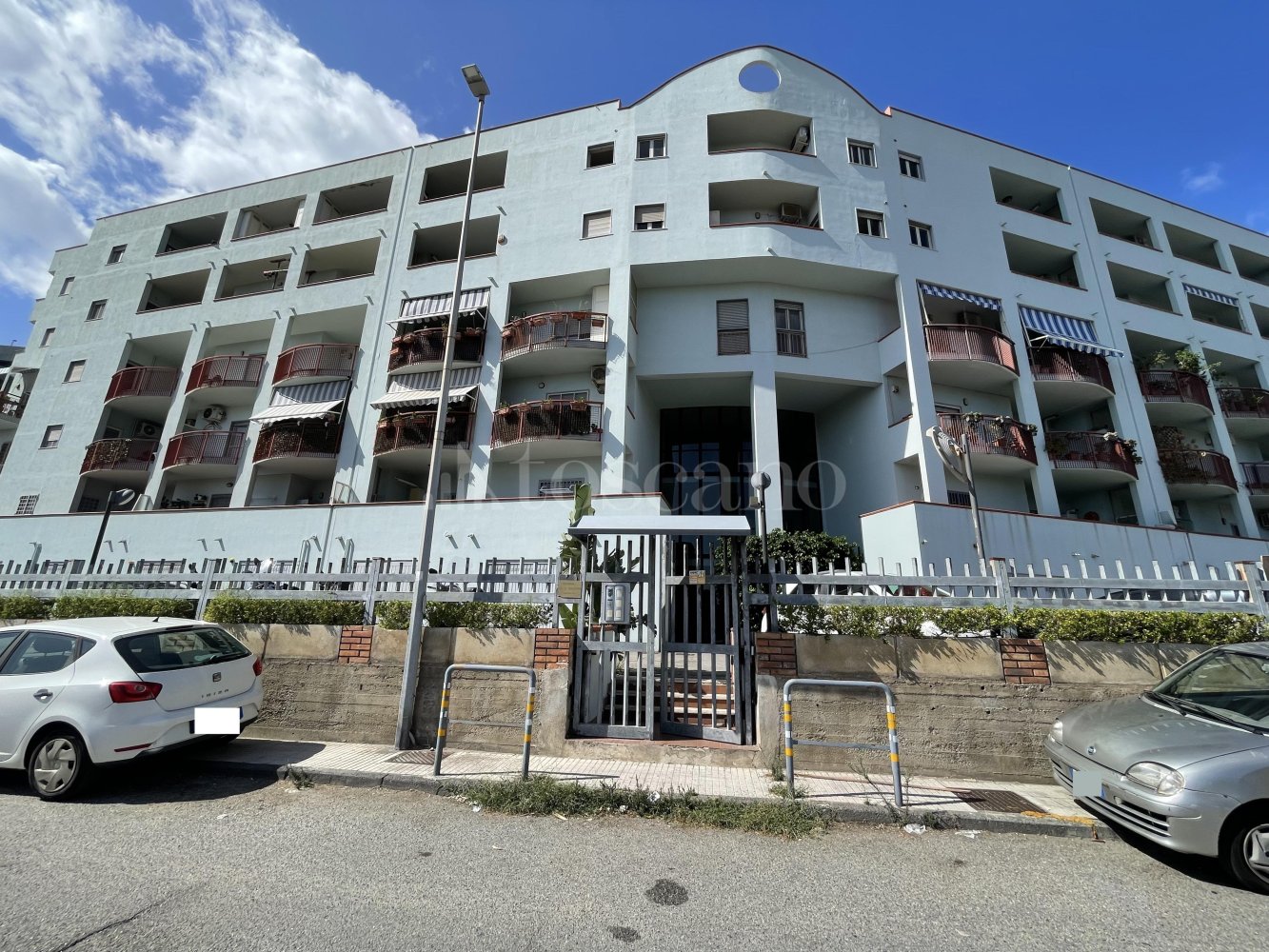 5-salle Appartement à Messina, Italy No. 349577