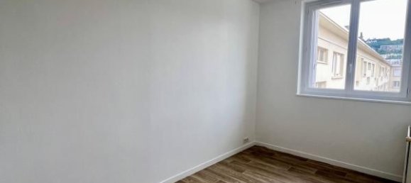 3 chambres Appartement à Le Havre, France No. 356171 9
