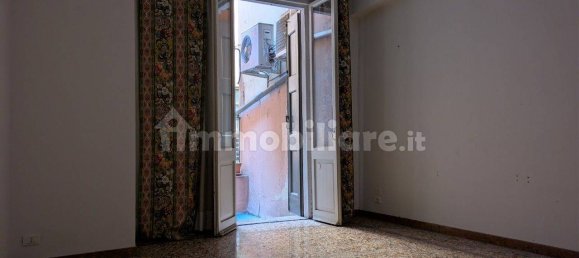 180m² Office in Bologna, Italy No. 11914 11