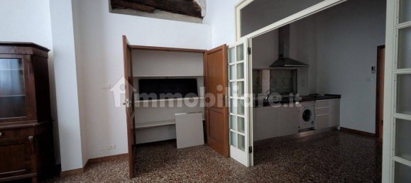 180m² Office in Bologna, Italy No. 11914 22