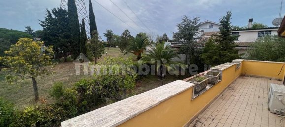 6 chambres Villa à Guidonia Montecelio, Italy No. 186634 9