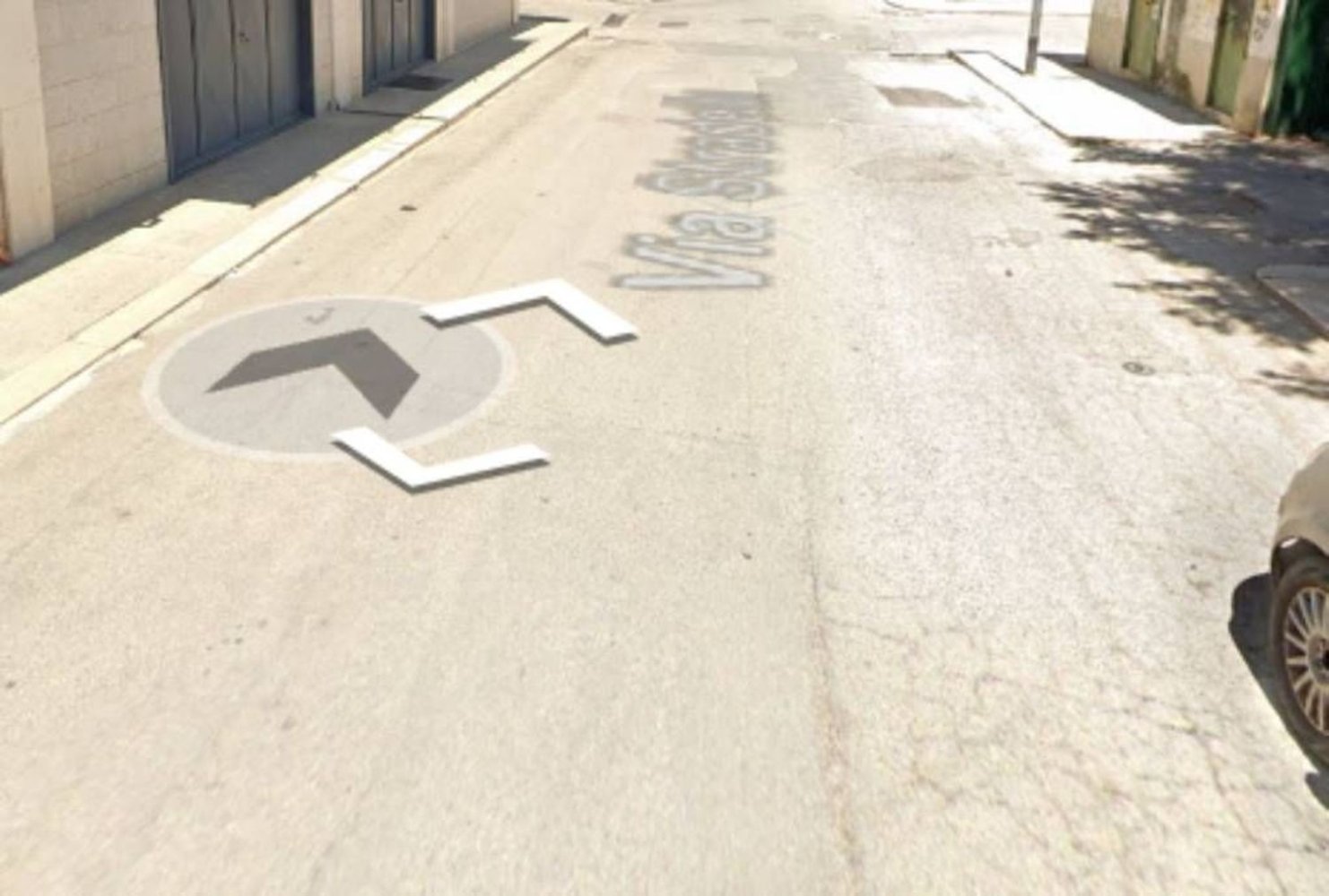 129m² Commercial property in Andria, Italy No. 379638