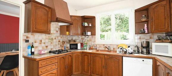 6 bedrooms House in Bois-d'Arcy, France No. 150377 5