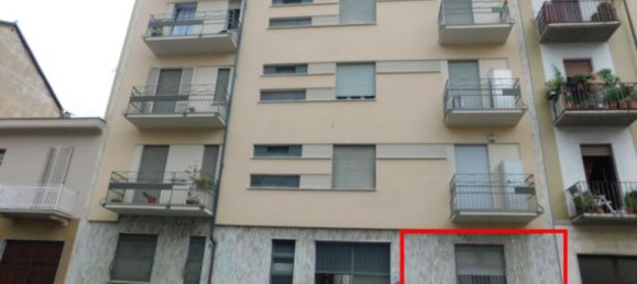 3 bedrooms Apartment in Turin, Italy No. 327691 3