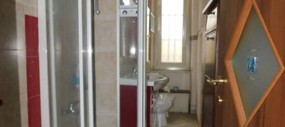 3 bedrooms Apartment in Turin, Italy No. 327691 11