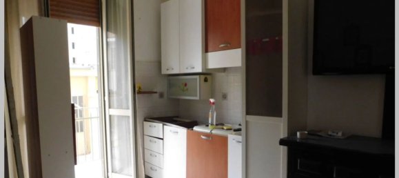 3 bedrooms Apartment in Turin, Italy No. 327691 19