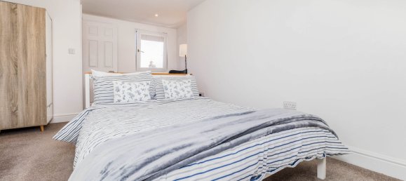 4 bedrooms House in London, United Kingdom No. 1894 10