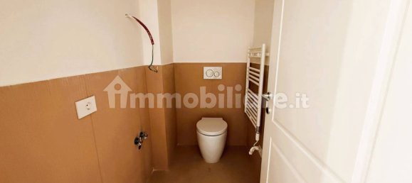 3 bedrooms Apartment in Florence, Italy No. 283170 4