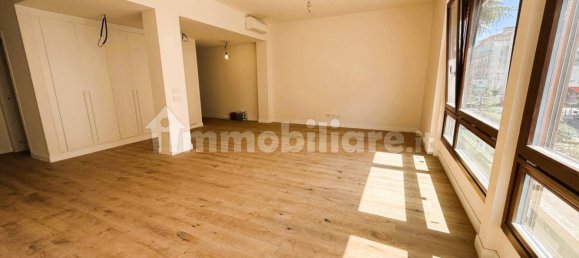 3 bedrooms Apartment in Florence, Italy No. 283170 17