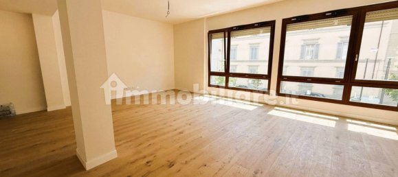 3 bedrooms Apartment in Florence, Italy No. 283170 16