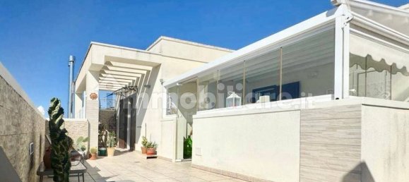 2 Schlafzimmer Penthouse in Lecce, Italy, Nr. 271060 3