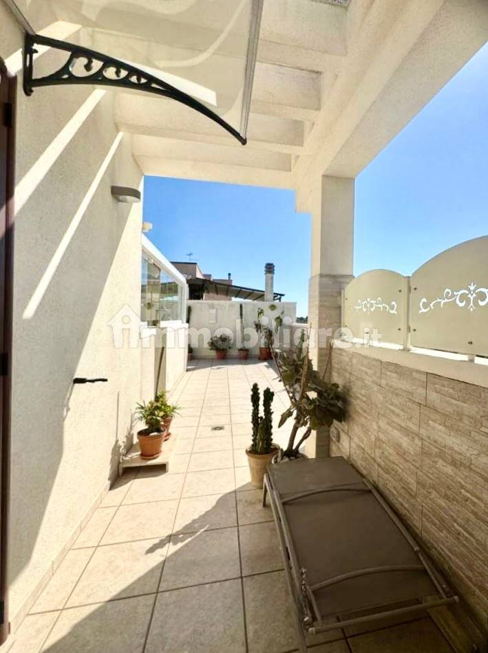 2 Schlafzimmer Penthouse in Lecce, Italy, Nr. 271060