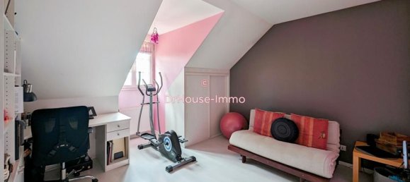 4 bedrooms House in Orgeval, France No. 177811 6