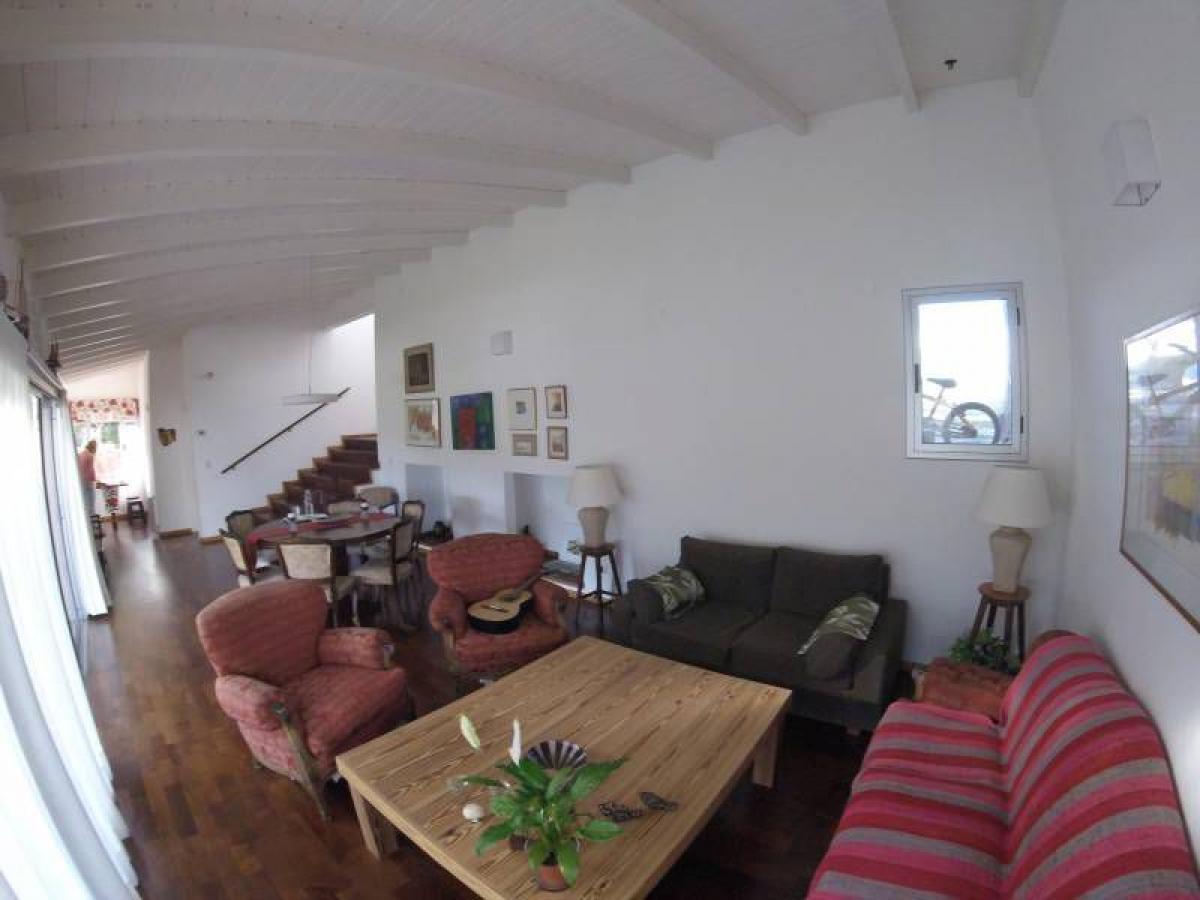 2 bedrooms House in Cordoba, Argentina No. 52246