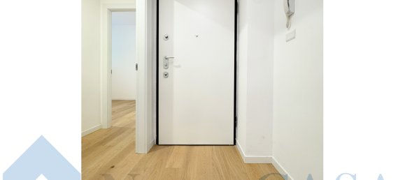 2 rooms Apartment in Milan, Italy No. 269537 3