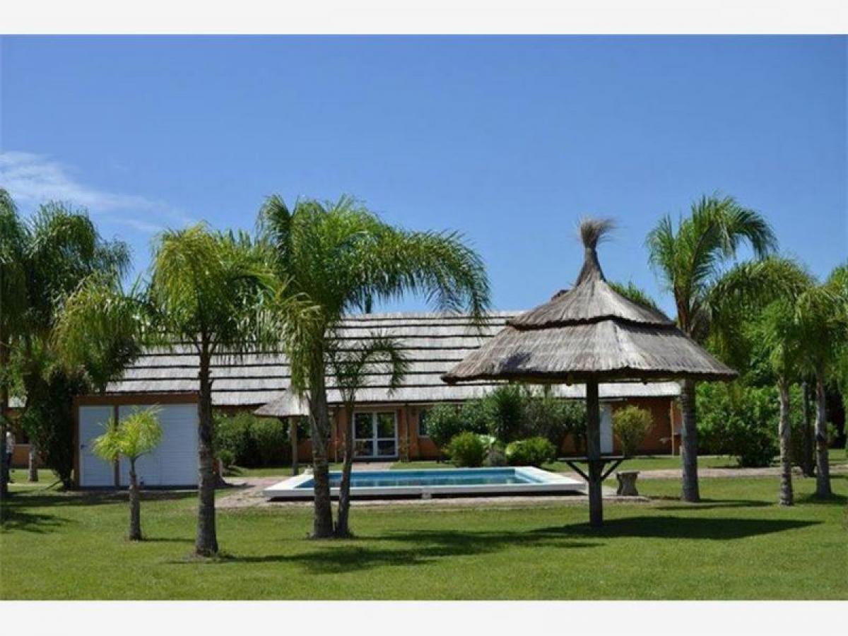 2081m² Hotel in Santa Fe, Argentina No. 26553