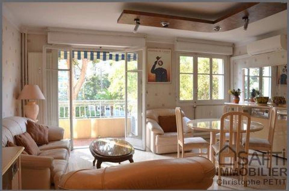 Studio à Cannes, France No. 12689