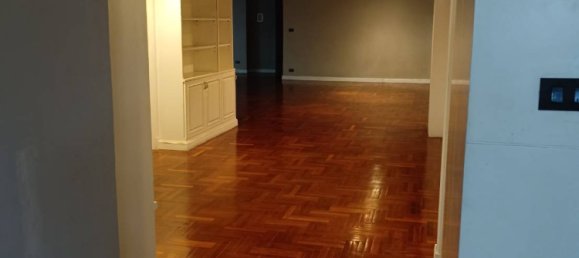 3 bedrooms Condo in Bangkok, Thailand No. 11742 3