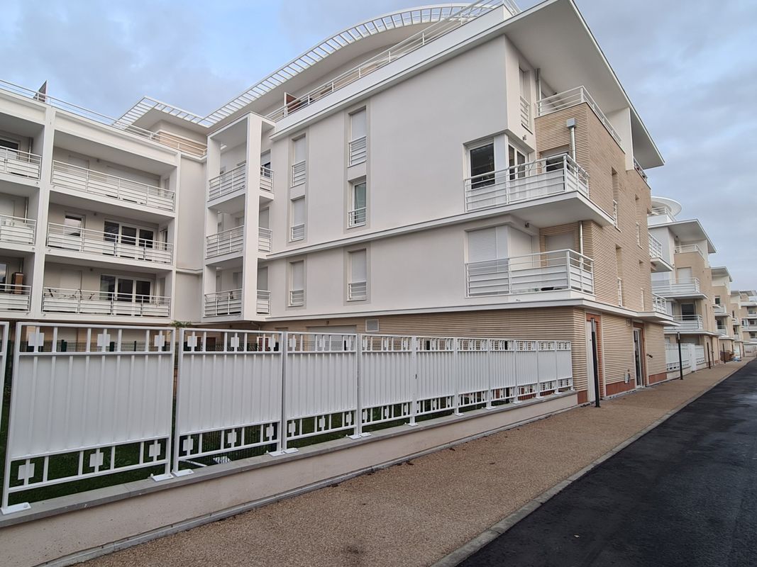 1 chambre Appartement à Cormeilles-en-Parisis, France No. 166909