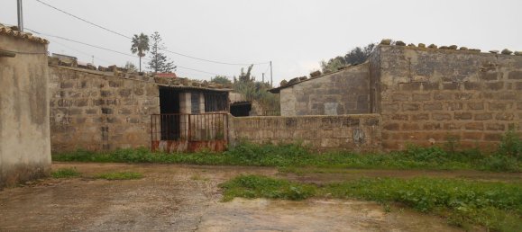 Дом с 6 комнатами в Шикли, Италия № 75939 14