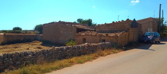 Дом с 6 комнатами в Шикли, Италия № 75939 5