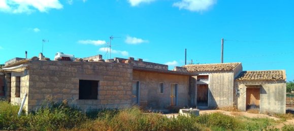 Дом с 6 комнатами в Шикли, Италия № 75939 11