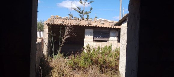 Дом с 6 комнатами в Шикли, Италия № 75939 19