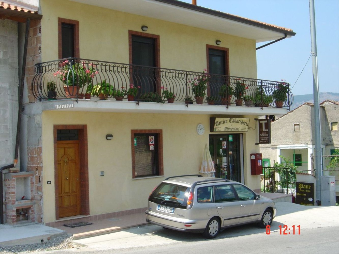 3 rooms Apartment in Montesano sulla Marcellana, Italy No. 290465