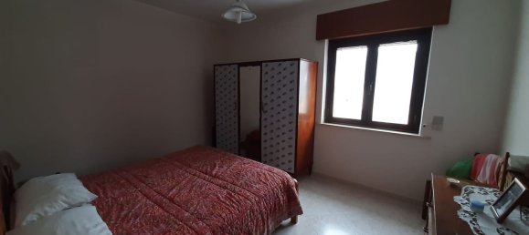 3 rooms Apartment in Montesano sulla Marcellana, Italy No. 290465 10