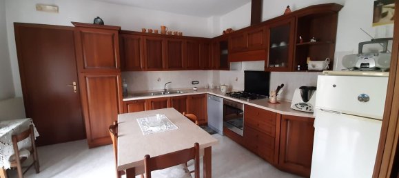 3 rooms Apartment in Montesano sulla Marcellana, Italy No. 290465 5