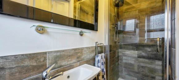 House in Goole, United Kingdom No. 2073 15