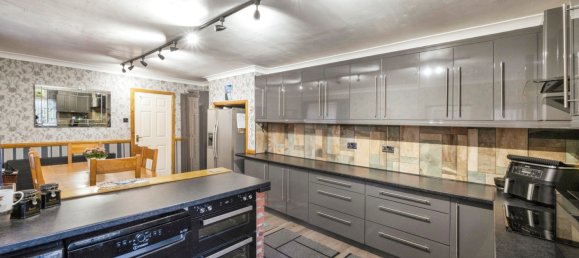 House in Goole, United Kingdom No. 2073 8