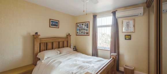 House in Goole, United Kingdom No. 2073 12