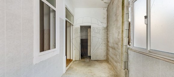 Здание 573м² в Лиссабон, Португалия № 122143 17