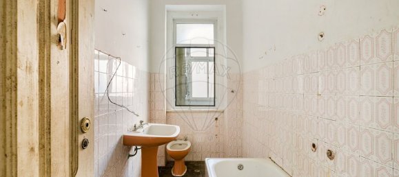 Здание 573м² в Лиссабон, Португалия № 122143 29