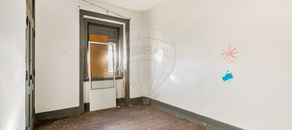 Здание 573м² в Лиссабон, Португалия № 122143 21