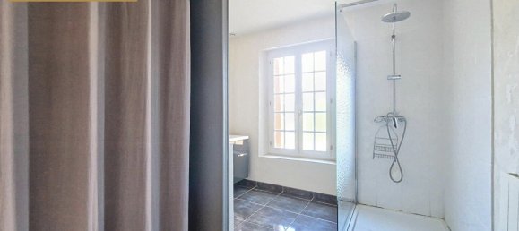 Casa de 4 dormitorios en Troyes, France No. 50680 7