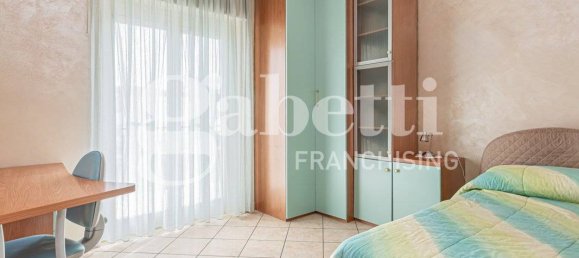 2 bedrooms Apartment in Giugliano in Campania, Italy No. 221920 6