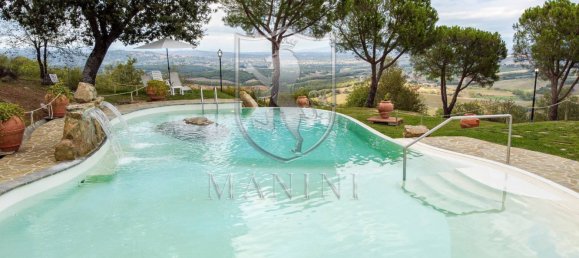 12 bedrooms House in Torrita di Siena, Italy No. 235049 5