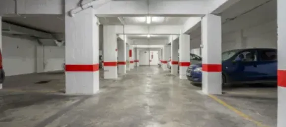 661m² Garage in Granada, Spain No. 175278 4