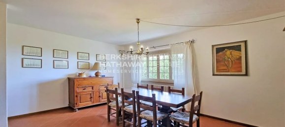 Дом с 4 спальнями в Ареццо, Италия № 178503 16