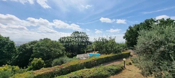 Дом с 4 спальнями в Ареццо, Италия № 178503 6